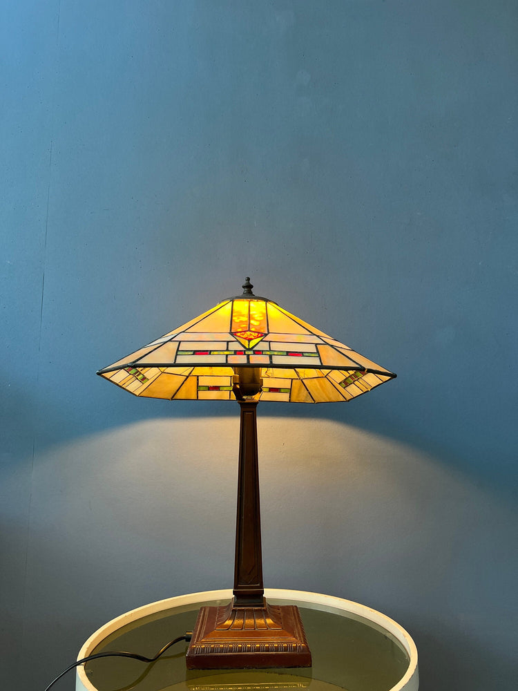 Art Deco Tiffany Style Table Lamp with Stained Glass Shade