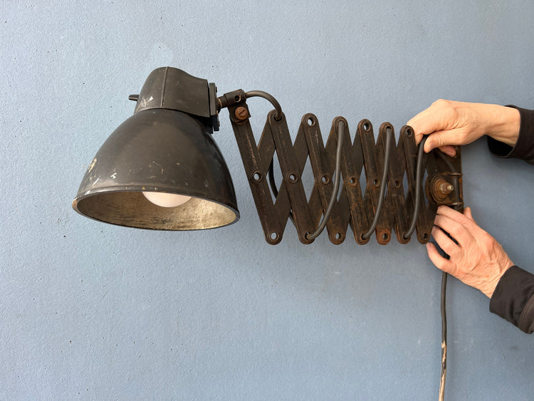 Black Industrial Vintage Scissor Wall Lamp