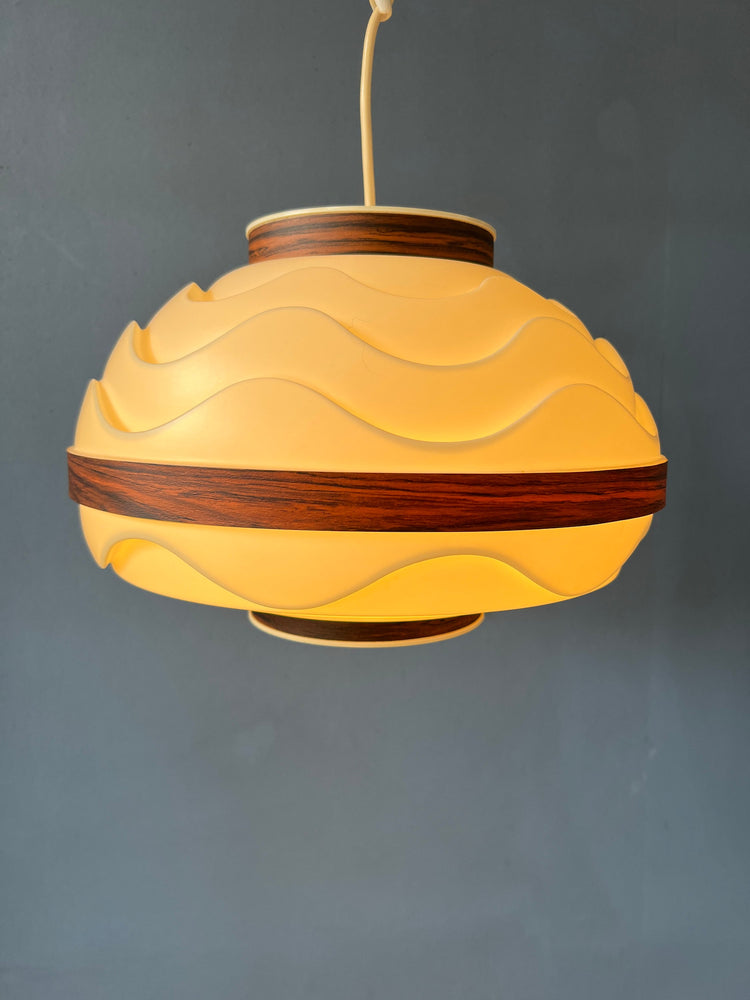 Mid Century Wavy Scandinavian Pendant Lamp