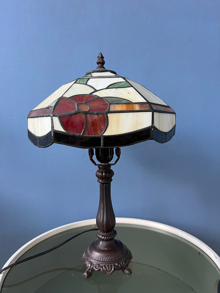 Stained Glass Tiffany Style Art Deco Table Lamp