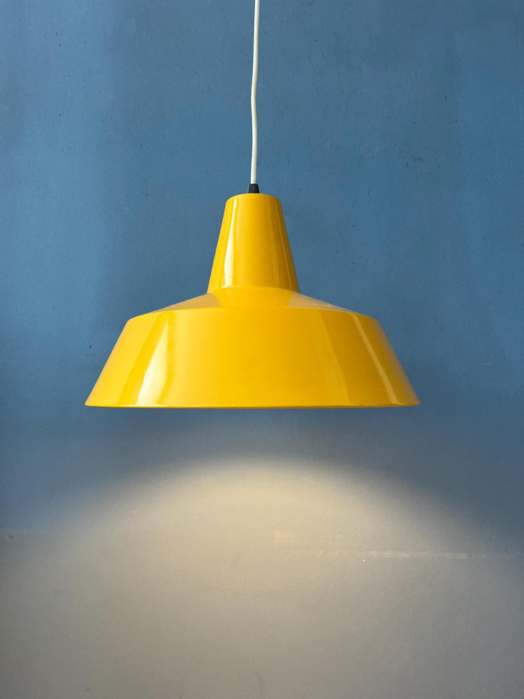 Yellow Louis Poulsen Arbejdspendel Style Industrial Pendant Lamp