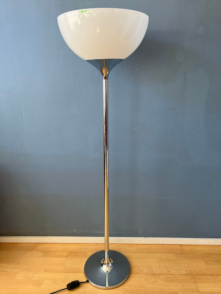 Guzzini Flash Space Age Floor Lamp with Chrome Base and White Acrylic Glass Shade