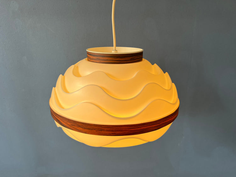 Mid Century Wavy Scandinavian Pendant Lamp