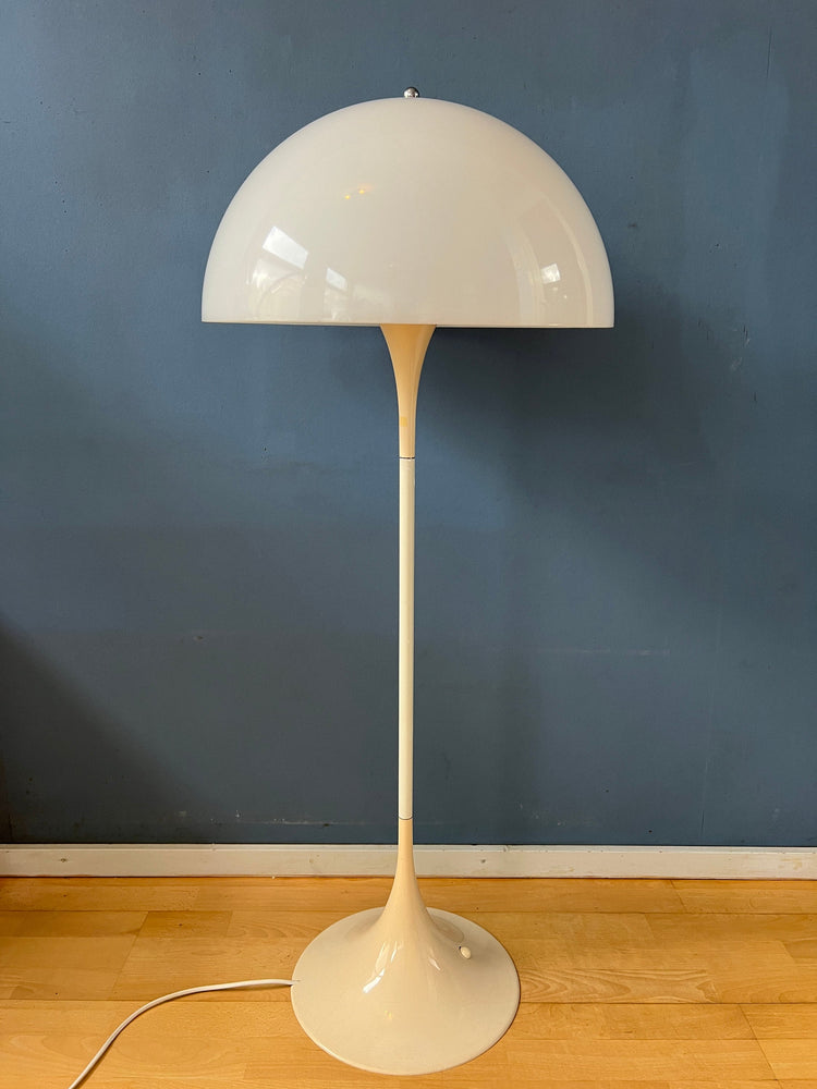 Louis Poulsen Panthella Floor Lamp by Verner Panton / Mid Century Space Age Mushroom Lamp