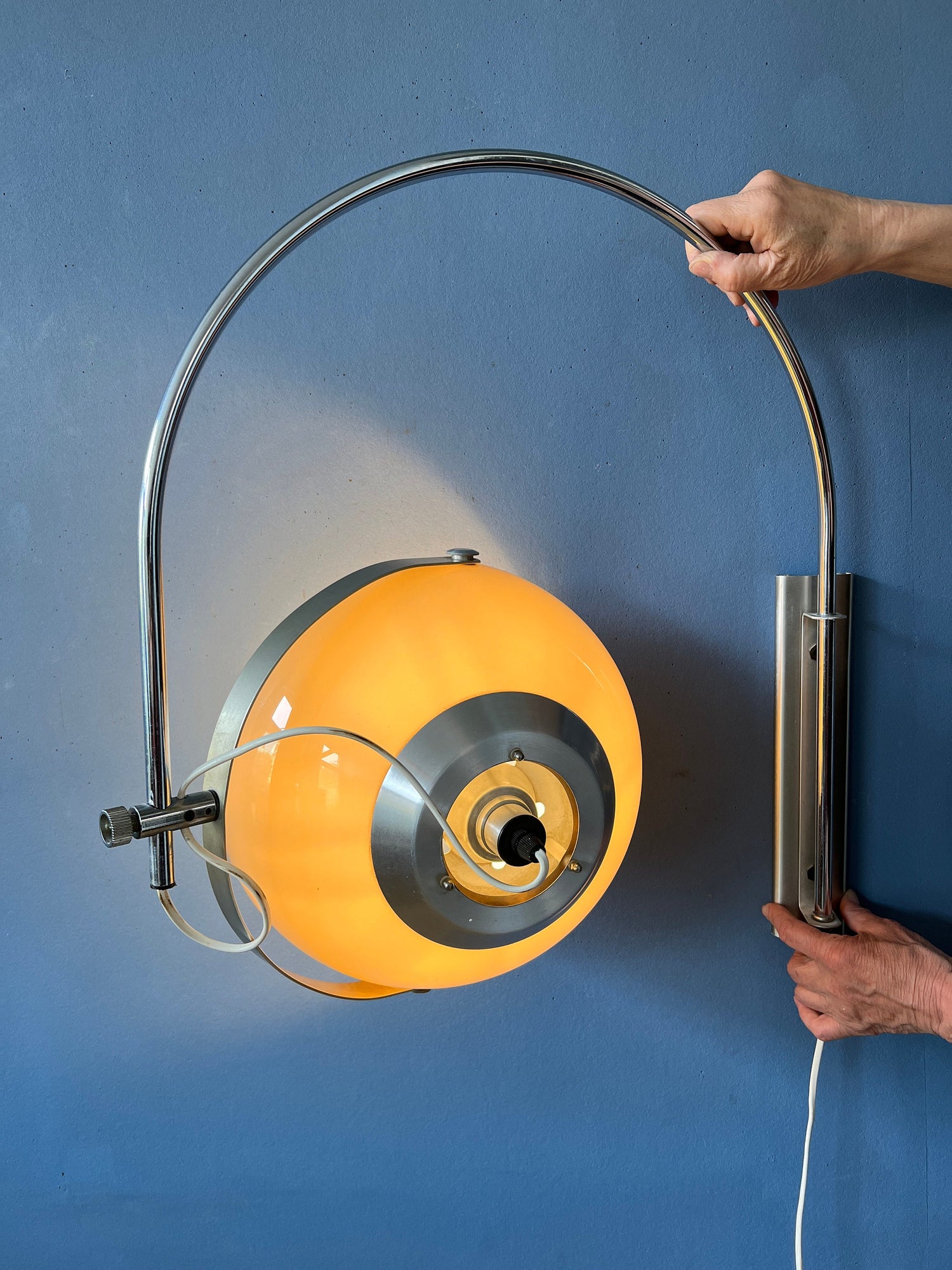 dijkstra arc lamp, mushroom lamp, space age lamp, vintage arc wall lamp