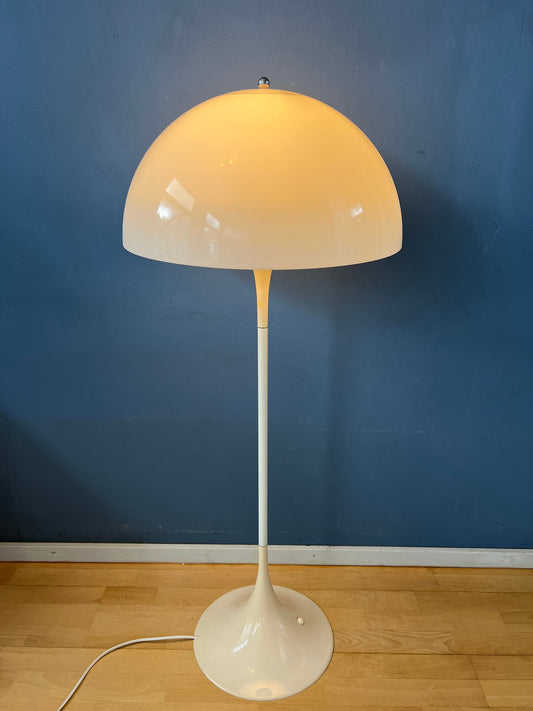 Louis Poulsen Panthella Floor Lamp by Verner Panton / Mid Century Space Age Mushroom Lamp