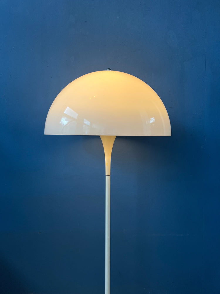 Louis Poulsen Panthella Floor Lamp by Verner Panton / Mid Century Space Age Mushroom Lamp